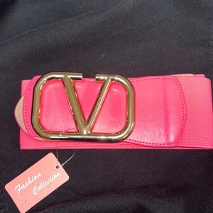 💗Bright Pink V belt💗